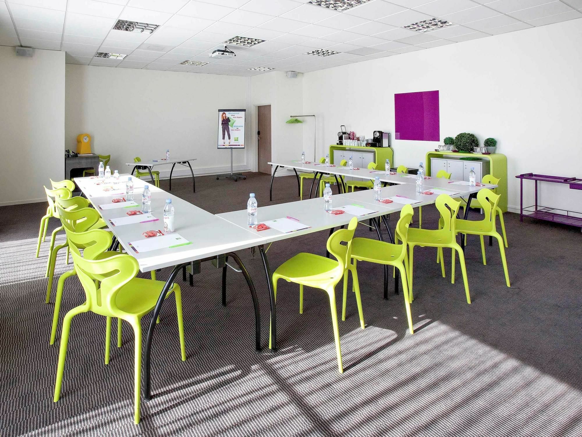 Ibis Styles Toulouse Cite Espace Экстерьер фото